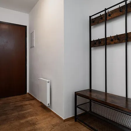 Aurora Estate Elegance