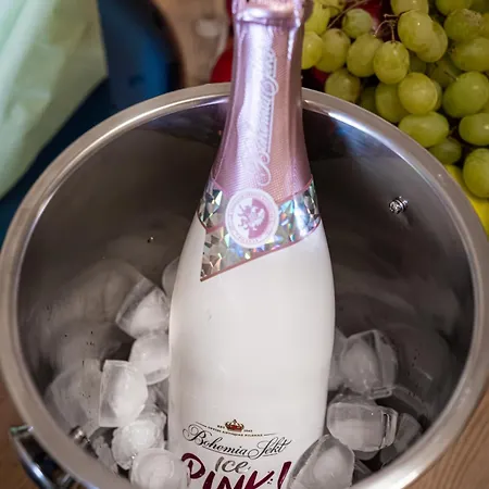 Aurora Estate Elegance Πράγα