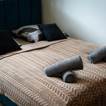 Aurora Estate Elegance * Πράγα